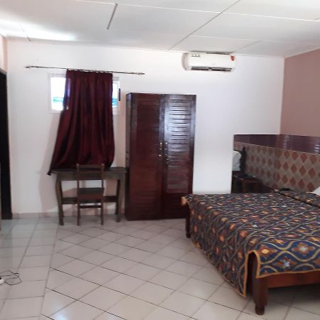 Hotel Residence Seven 7 Αμπιτζάν Εξωτερικό φωτογραφία