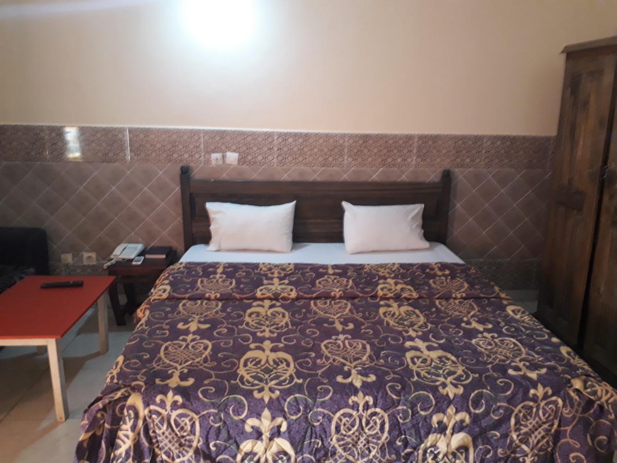Hotel Residence Seven 7 Αμπιτζάν Εξωτερικό φωτογραφία