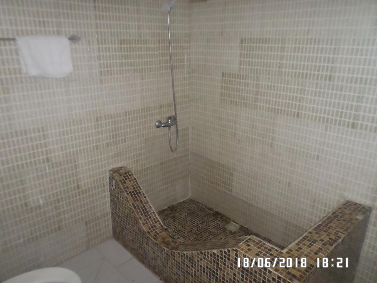 Hotel Residence Seven 7 Αμπιτζάν Εξωτερικό φωτογραφία